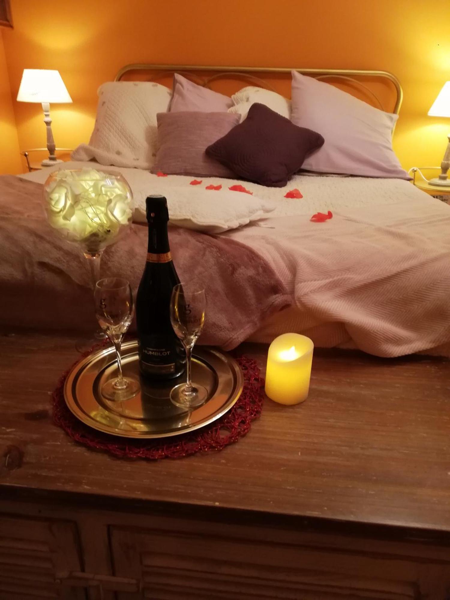 La Mancine Laulan Bed and Breakfast Jau-Dignac-et-Loirac Eksteriør billede