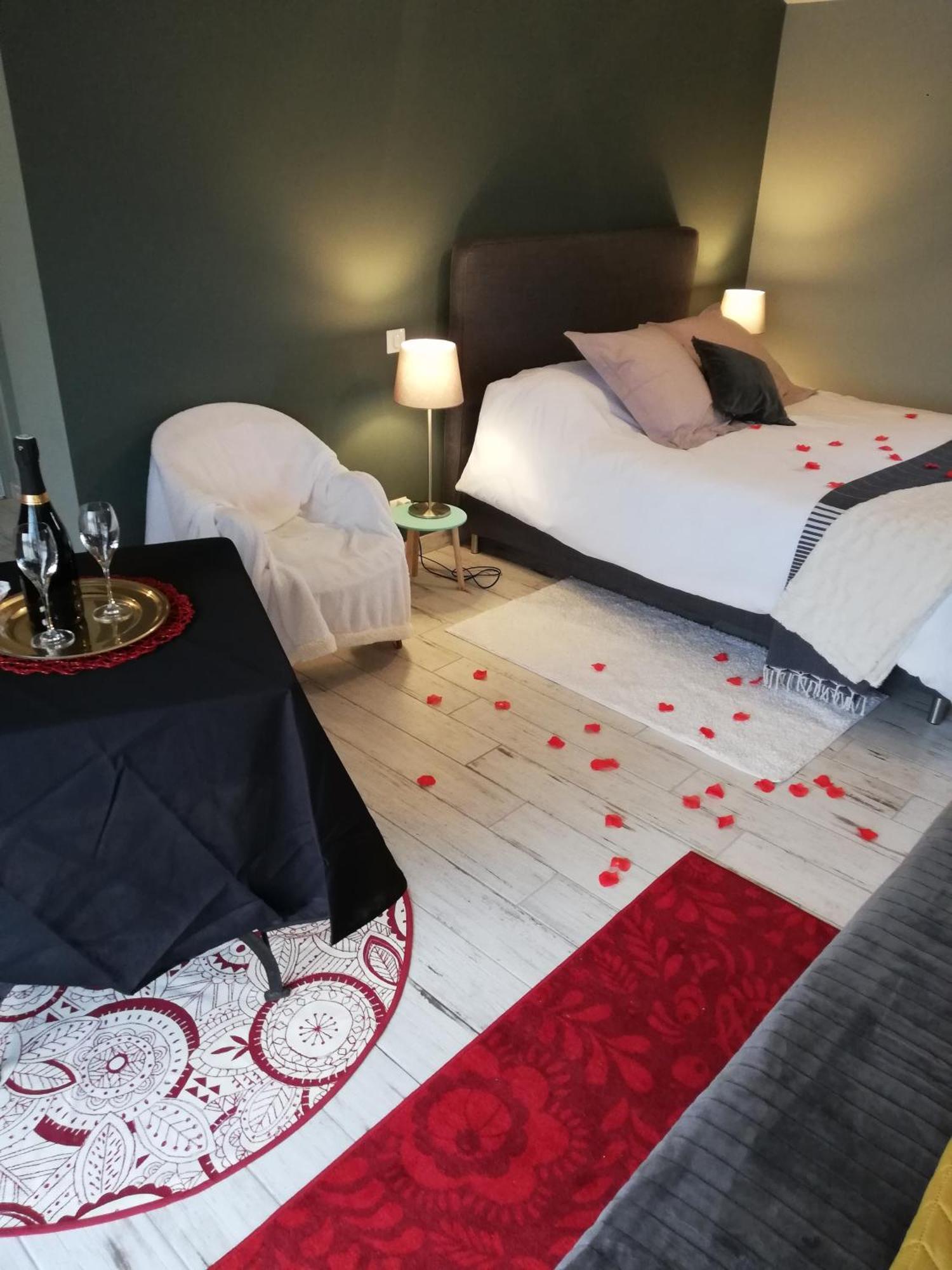 La Mancine Laulan Bed and Breakfast Jau-Dignac-et-Loirac Eksteriør billede
