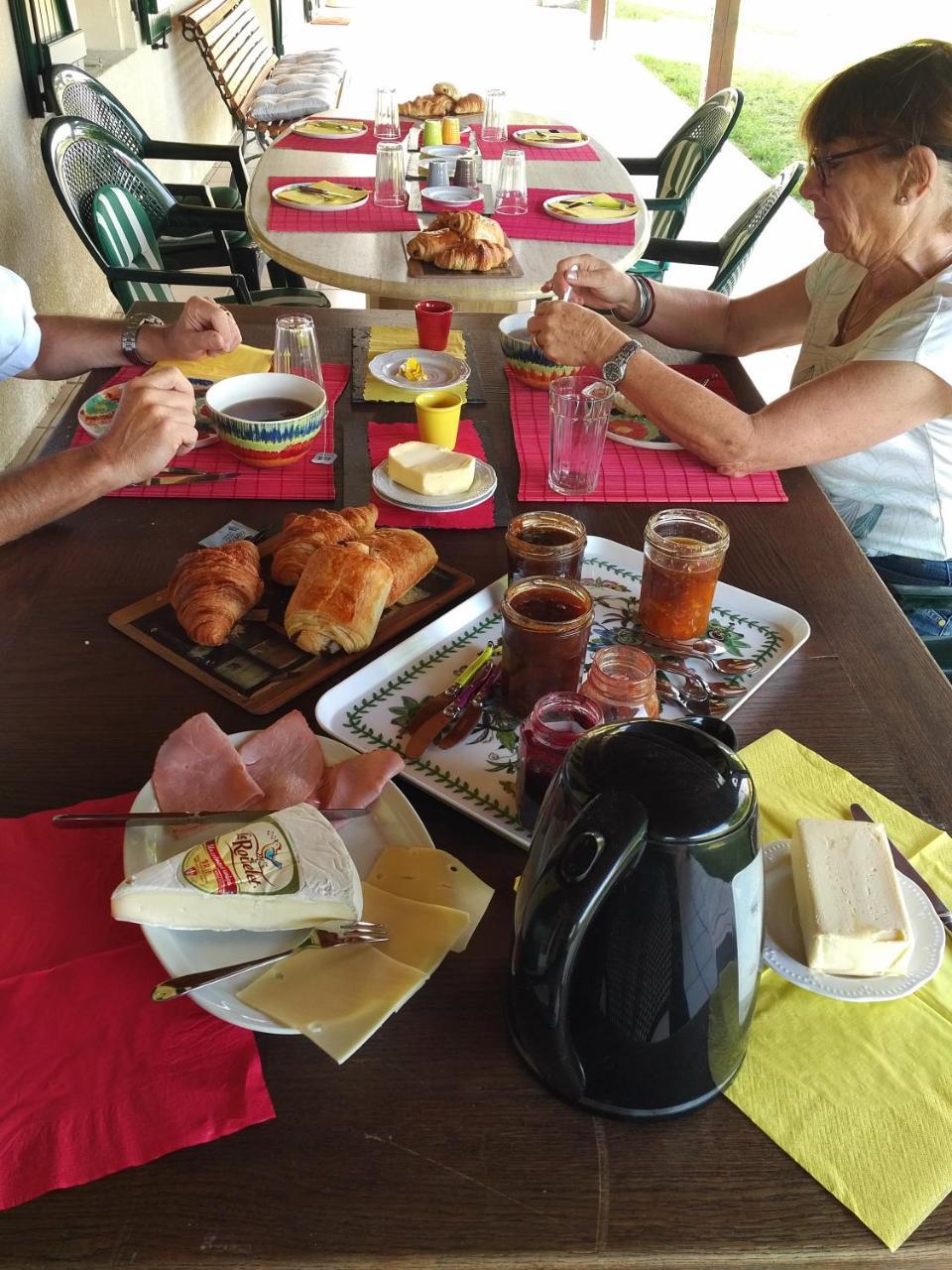 La Mancine Laulan Bed and Breakfast Jau-Dignac-et-Loirac Eksteriør billede